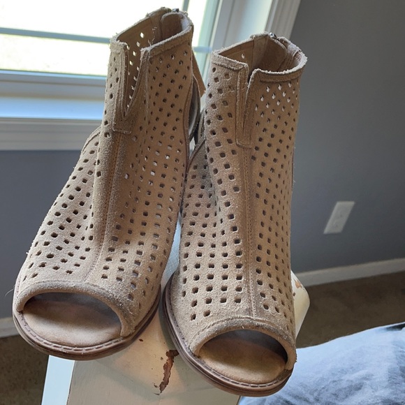 Dirty Laundry Shoes - Dirty Laundry size 9